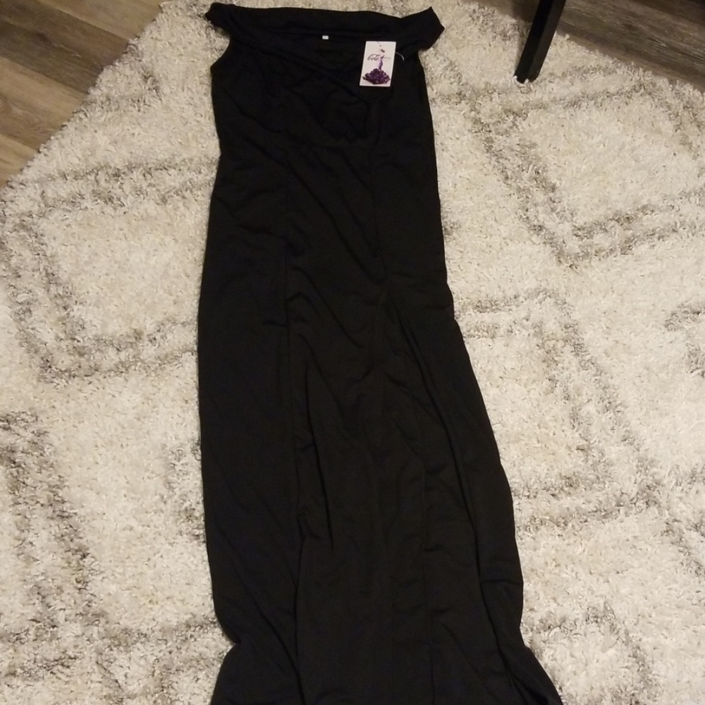 High slit, off shoulder gown